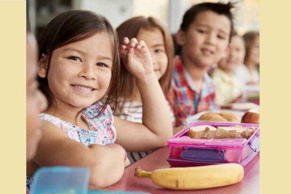 329. MANGIARE SANO. LA RELAZIONE TRA CONSUMO E APPREZZAMENTO DEL CIBO, PAUSA PRANZO E LE MERENDE CONSUMATE A SCUOLA. Per una merenda sana a scuola